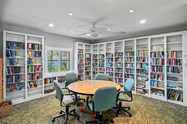 210 N Grove Isle Circle, Vero Beach, FL 32962