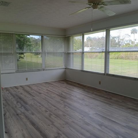 210 N Grove Isle Circle, Vero Beach, FL 32962