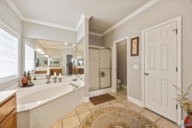 2710 Arbor Oak Drive SE, Owens Cross Roads, AL 35763