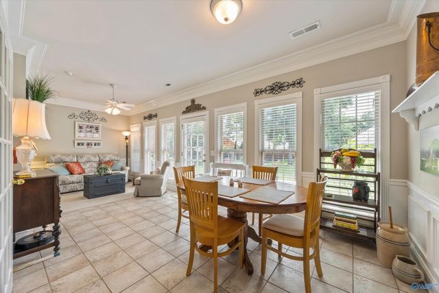 2710 Arbor Oak Drive SE, Owens Cross Roads, AL 35763