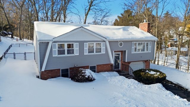 31 Tremont St, Woburn, MA 01801