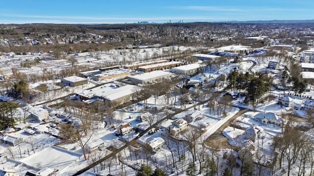 31 Tremont St, Woburn, MA 01801