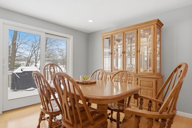 31 Tremont St, Woburn, MA 01801