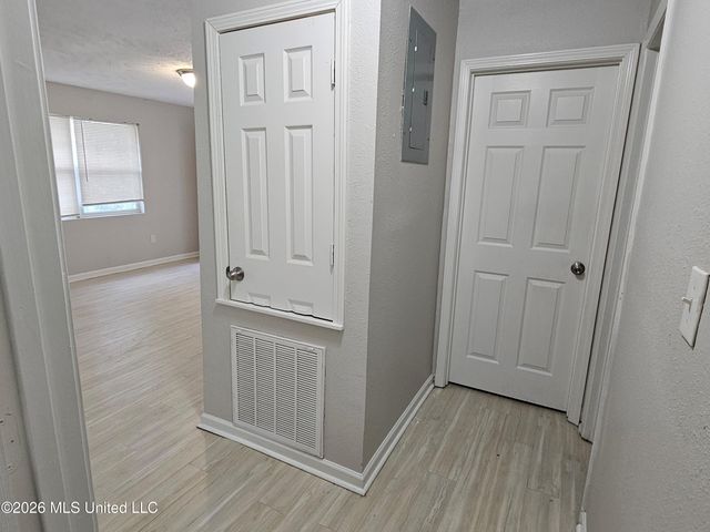 229 Lawrence Road, Jackson, MS 39206