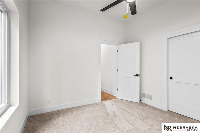 18400 Nicholas Road, Plattsmouth, NE 68048
