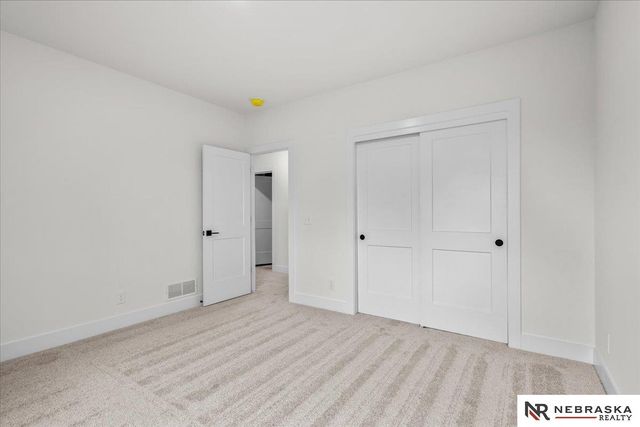 18400 Nicholas Road, Plattsmouth, NE 68048