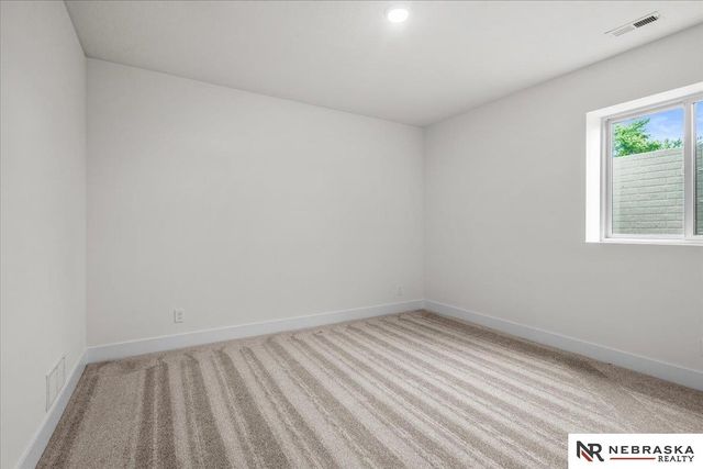 18400 Nicholas Road, Plattsmouth, NE 68048