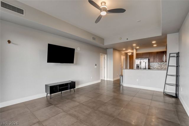 8255 Las Vegas Boulevard 1504, Las Vegas, NV 89123