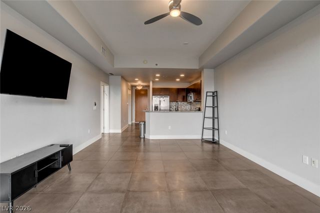 8255 Las Vegas Boulevard 1504, Las Vegas, NV 89123
