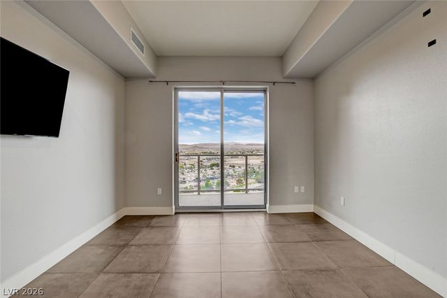8255 Las Vegas Boulevard 1504, Las Vegas, NV 89123