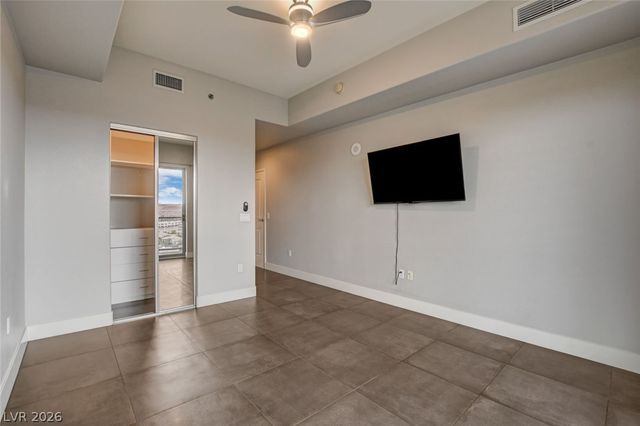 8255 Las Vegas Boulevard 1504, Las Vegas, NV 89123