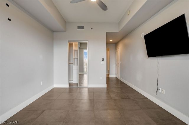 8255 Las Vegas Boulevard 1504, Las Vegas, NV 89123