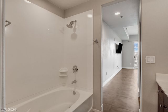 8255 Las Vegas Boulevard 1504, Las Vegas, NV 89123
