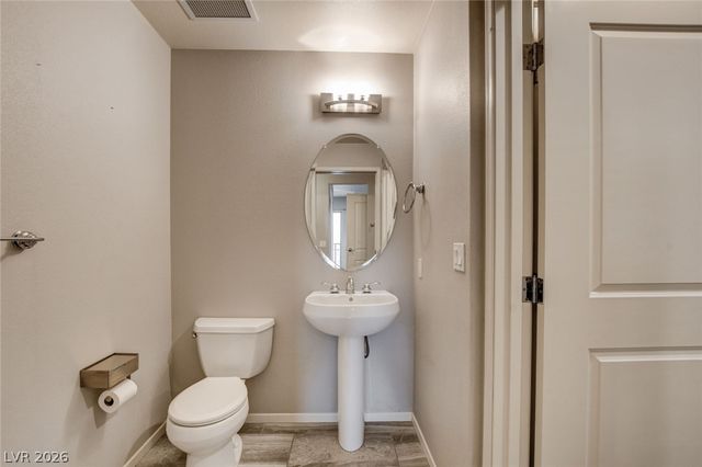8255 Las Vegas Boulevard 1504, Las Vegas, NV 89123