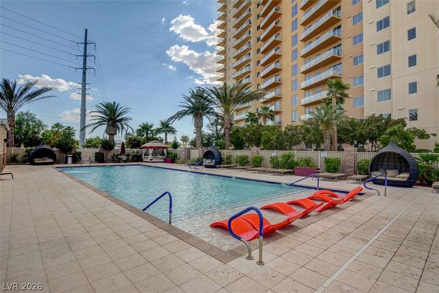 8255 Las Vegas Boulevard 1504, Las Vegas, NV 89123