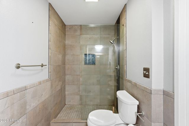 5525 E THOMAS Road R16, Phoenix, AZ 85018