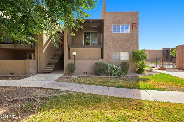 5525 E THOMAS Road R16, Phoenix, AZ 85018