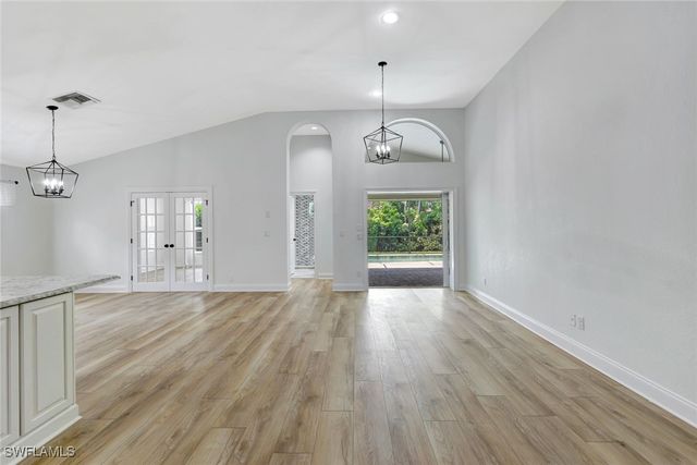 7052 Timberland CIR, Naples, FL 34109