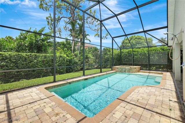 7052 Timberland CIR, Naples, FL 34109