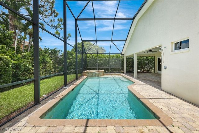 7052 Timberland CIR, Naples, FL 34109