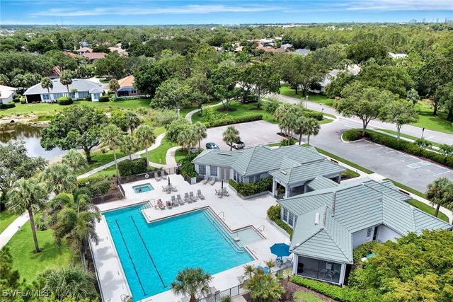 7052 Timberland CIR, Naples, FL 34109