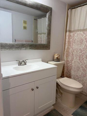 15451 Pembridge Drive 217, Delray Beach, FL 33484