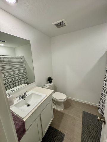 1105 Ledgestone Drive, Keene, TX 76031