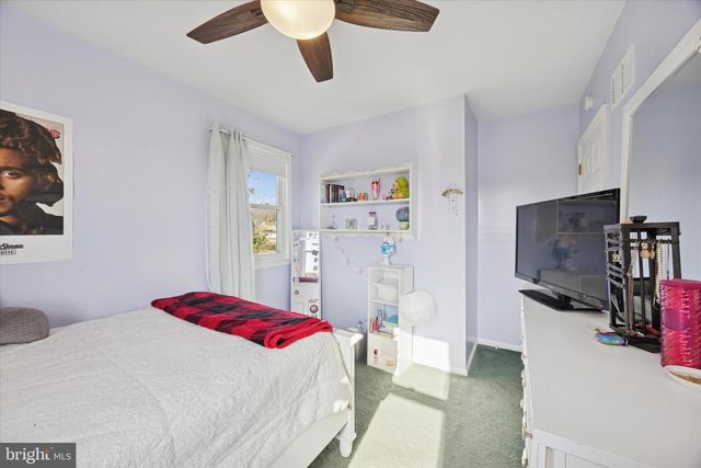 756 BURDETT, Upper Chichester, PA 19014