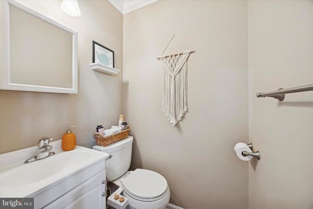 756 BURDETT, Upper Chichester, PA 19014