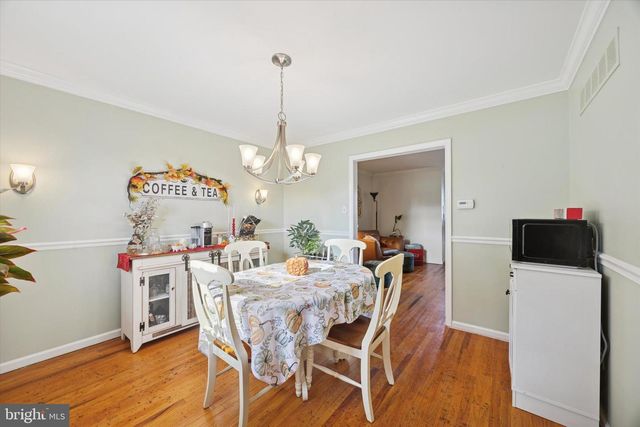 756 BURDETT, Upper Chichester, PA 19014