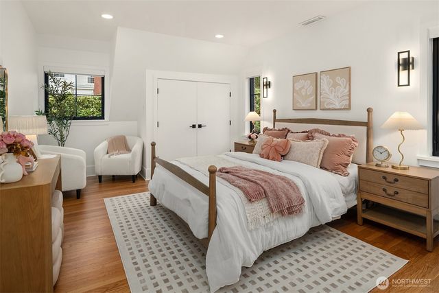 1111 37th Avenue E, Seattle, WA 98112