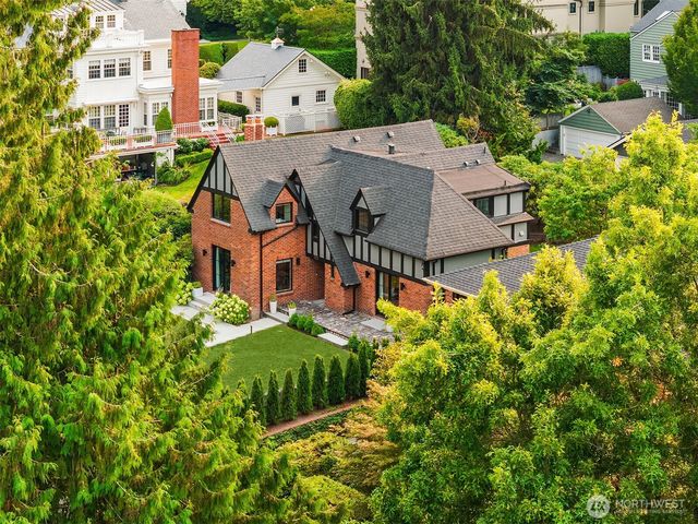 1111 37th Avenue E, Seattle, WA 98112