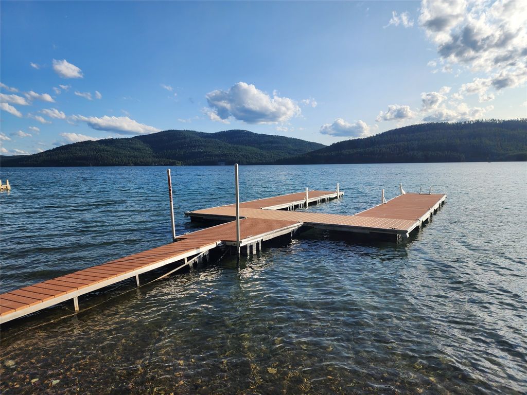 Image 10 of property listing at 248 Jennings Lakeside Road, Whitefish, MT 59937