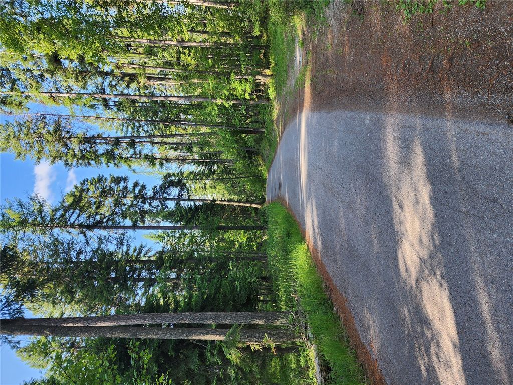 Image 14 of property listing at 248 Jennings Lakeside Road, Whitefish, MT 59937