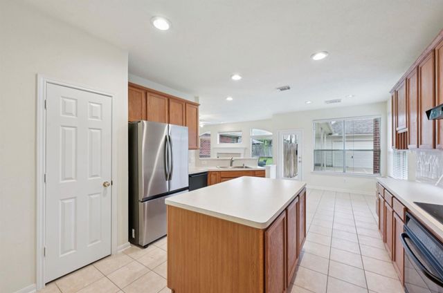 5918 Pebble Bank Lane, Houston, TX 77041