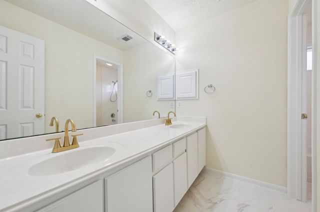 5918 Pebble Bank Lane, Houston, TX 77041