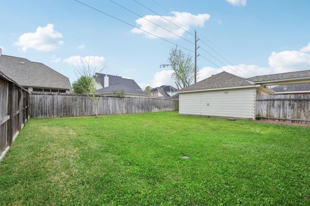 5918 Pebble Bank Lane, Houston, TX 77041