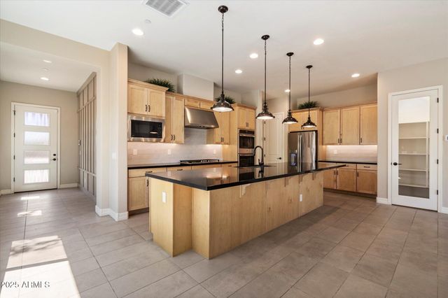 7508 E VIA DE LUNA Drive, Scottsdale, AZ 85255