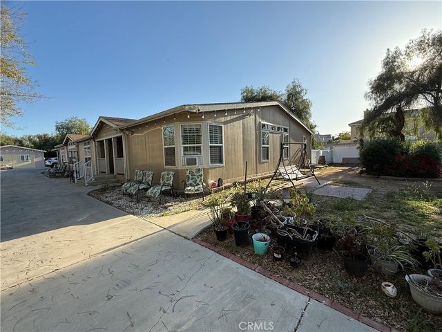 26825 Lazy Creek Rd, Menifee, CA 92586