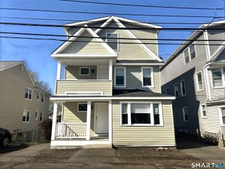105 Churchill Street 2nd Floor (105), Fairfield, CT 06824