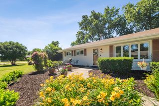 1001 63rd Place, La Grange Highlands, IL 60525