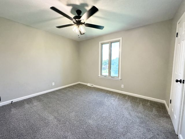 307 Bancroft Dr, Clarksville, TN 37042