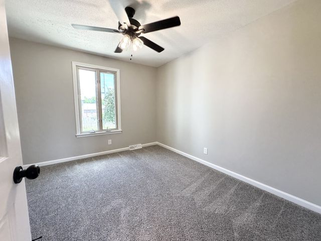 307 Bancroft Dr, Clarksville, TN 37042
