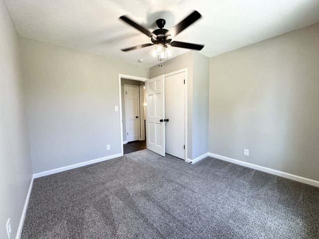 307 Bancroft Dr, Clarksville, TN 37042