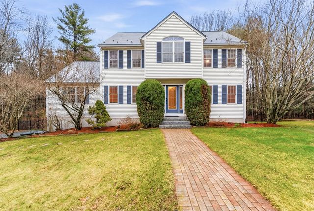 25 Stanphyl Rd, Uxbridge, MA 01569