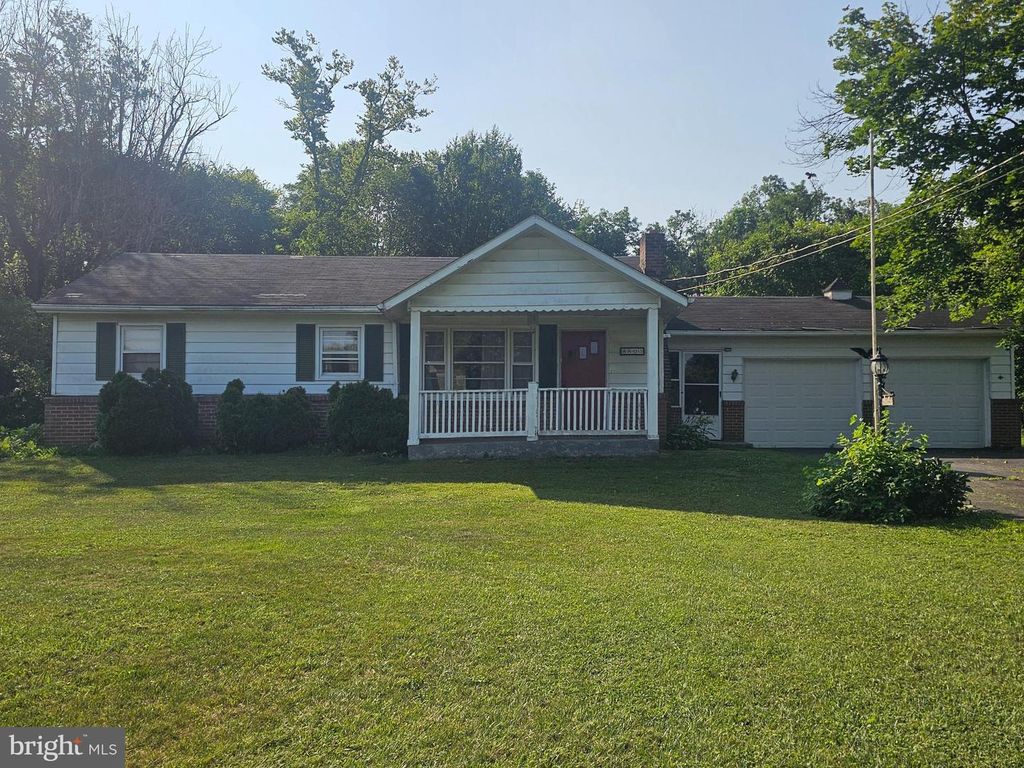 8803 SHARPSBURG PIKE, Fairplay, MD 21733