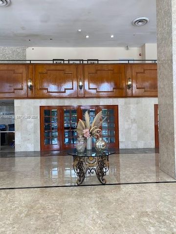 5601 Collins Ave 1524, Miami Beach, FL 33140