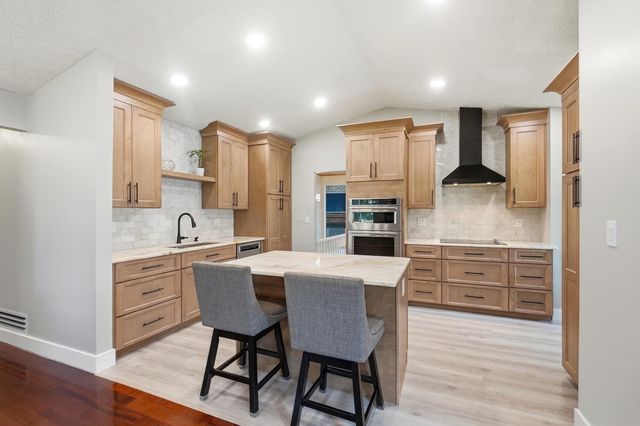 525 Saulsbury Court, Columbus, OH 43230