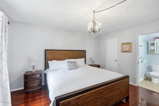 525 Saulsbury Court, Columbus, OH 43230
