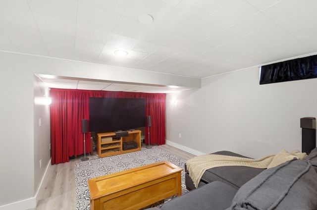 525 Saulsbury Court, Columbus, OH 43230